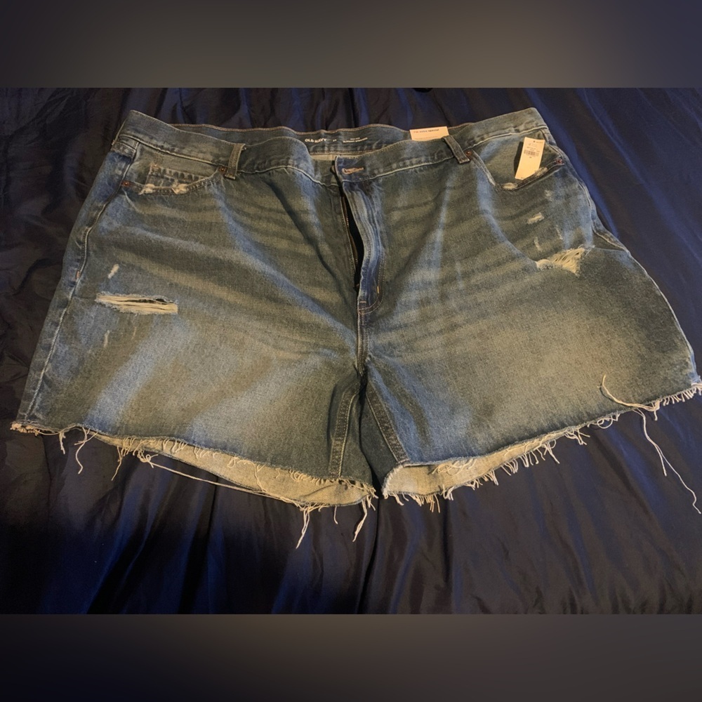 Old Navy plus size 3X Blue Jean Shorts Rugged Distressed Style frayed